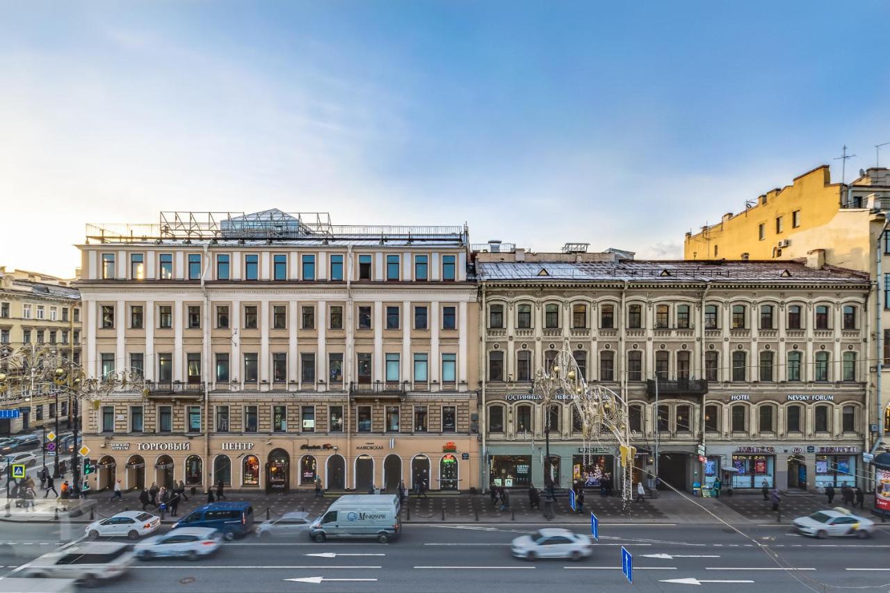 Travelto Nevskiy 98 Hotel Sint-Petersburg Buitenkant foto